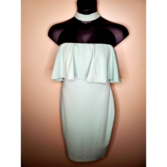 Sexy Diva Dresses & Skirts - Sexy Diva Choker Neckline Dress Size 1XL